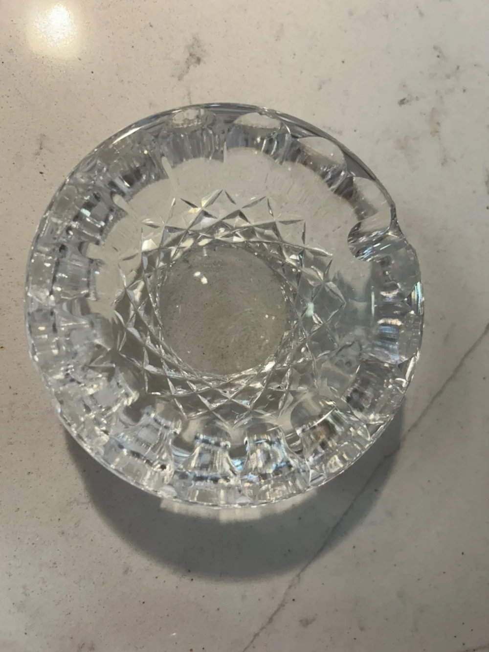 CRYSTAL VINTAGE SMALL ASHTRAY 3.5in diameter with two cigarette cutouts